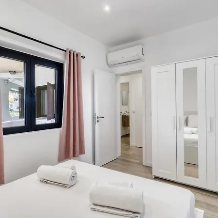 Sunshine Apartment *